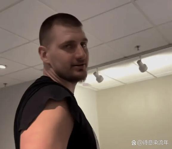 约基奇：我很欣赏卡梅隆-约翰逊 他的传球能力无球空切被低估了