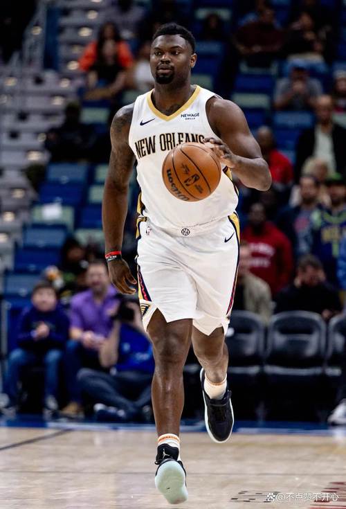 活力满满！锡安半场5中3拿到8分9板3助3断2帽