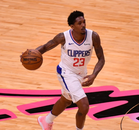 运动战百分百命中！曼恩半场5投5中&三分2中2拿到13分 另有2篮板