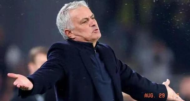 穆帅反问记者：很想知道我赚多少？你赚多少？不愿说也别问我的