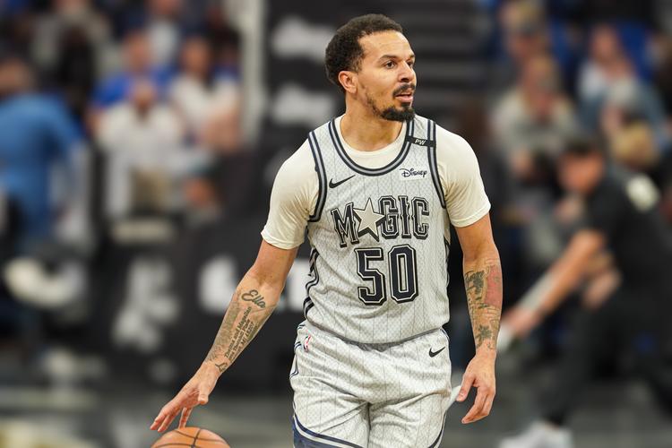 明夏将成受限制自由球员！名记：老鹰与丹尼尔斯的续约谈判不顺利