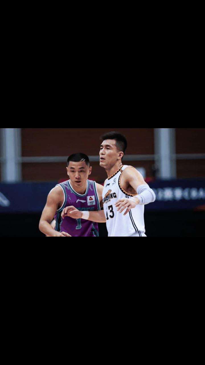 高诗岩：防守好是防郭艾伦练出来了 打不上球时他总喊我加练