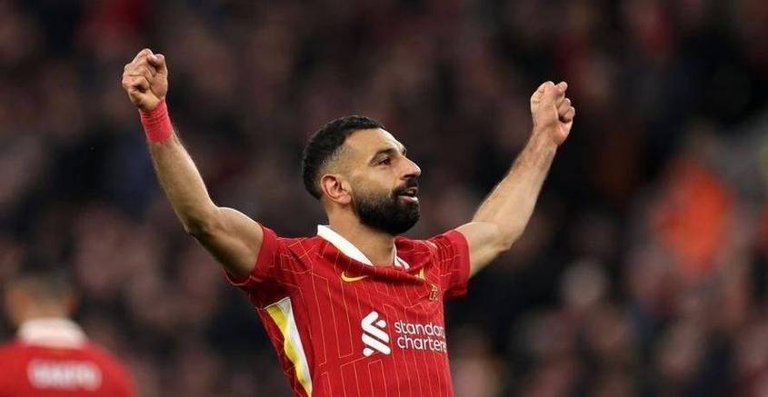 梅开二度！萨拉赫社媒晒全队更衣室合照，庆祝埃及进军世界杯