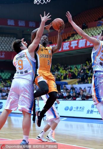 进化得很强！韦尔19中12&三分6中3砍下29分12板 持球&暴扣样样来