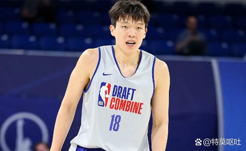 杨瀚森：季前赛对抗强度比夏联强很多 需要提升自己的体能和对抗