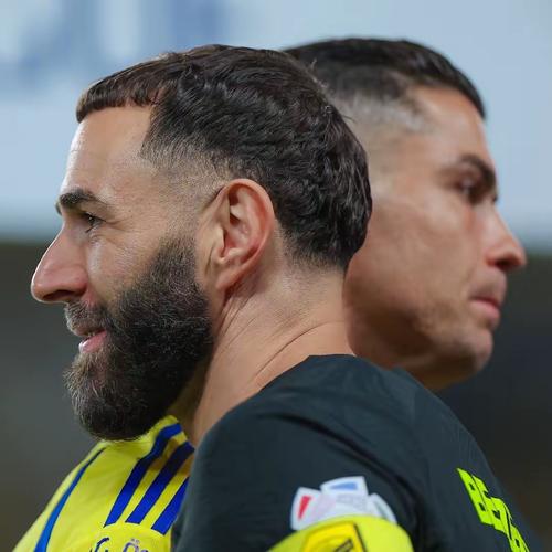 把德比带到沙特✊前米兰双雄主帅分别执教利雅得新月、吉达联合