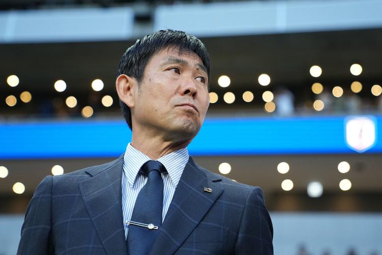 记录报：为避免在长途旅行中消耗体力，森保一没有征召守田应正