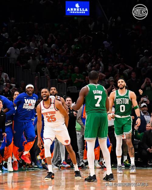 篮网正式签下后卫马拉奇-史密斯！裁掉特里-罗伯茨与特雷-斯科特