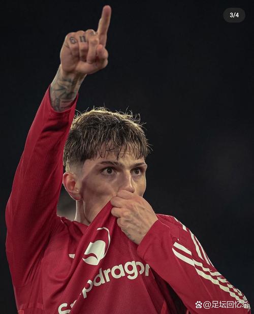 太阳报：因其标新立异的发型，加纳乔去年获得350万镑肖像权收入