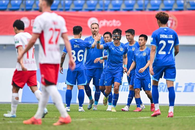 2025中甲陕西联合队现场观众人数：合计219325人次，场均14622人