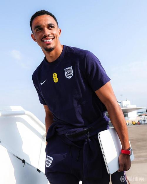 评论员为海外踢球的英格兰球员评分：莫顿8.5最高，阿诺德5分垫底