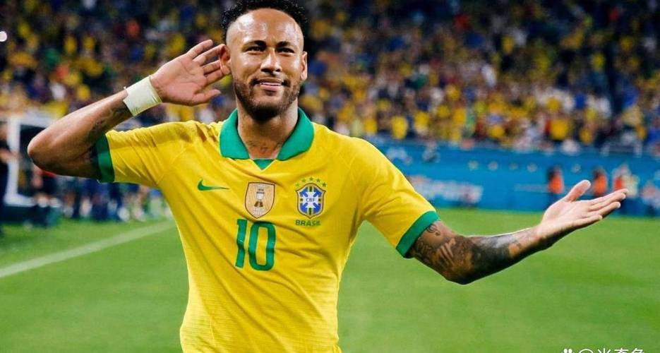 顶级意识！内马尔提前绕对手身后横跑，避开越位和防守跑出大单刀