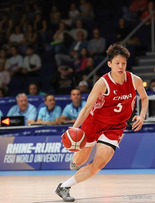 四川女篮内线外援敲定 卡莉亚·希尔斯曼加盟球队