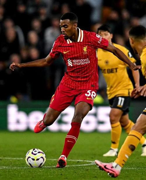 赫伊森社媒：平局并非我们想要的结果 很荣幸打进皇马处子球