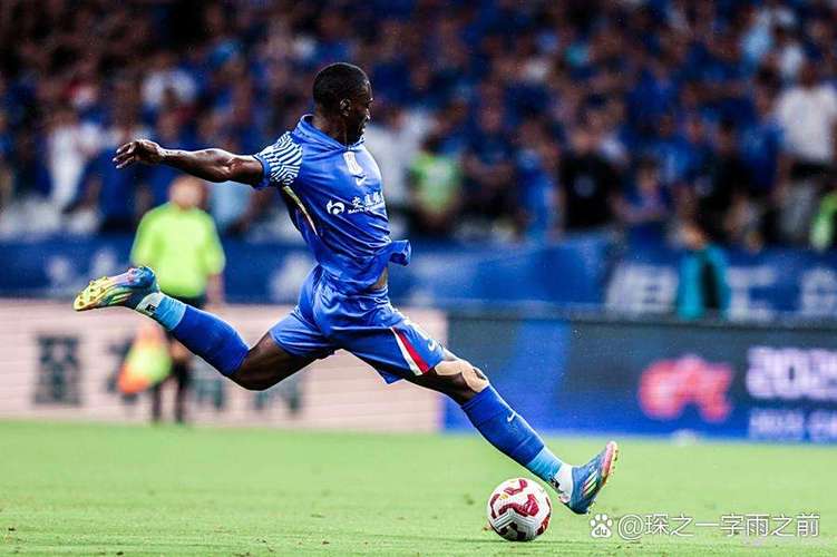 迪卡尼奥:国米在关键时刻有些急躁,迈尼昂扑点后的反应速度很快