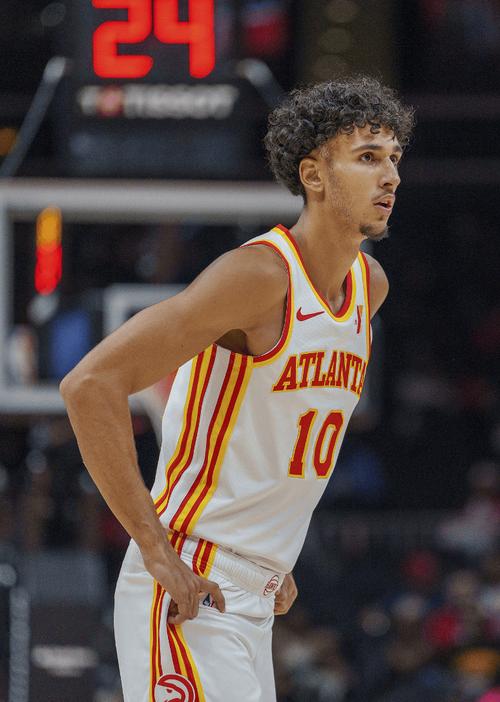 开场火热！里萨谢切入暴扣&底角三分打停黄蜂