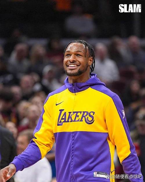 开季至今季后赛概率变化:湖人67→93% 快船84→38% 独行侠61→10%