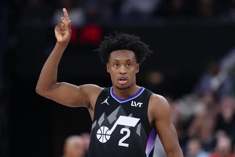 挺有冲击力！塞克斯顿16中8&6罚5中砍下22分4助 6个进球在禁区