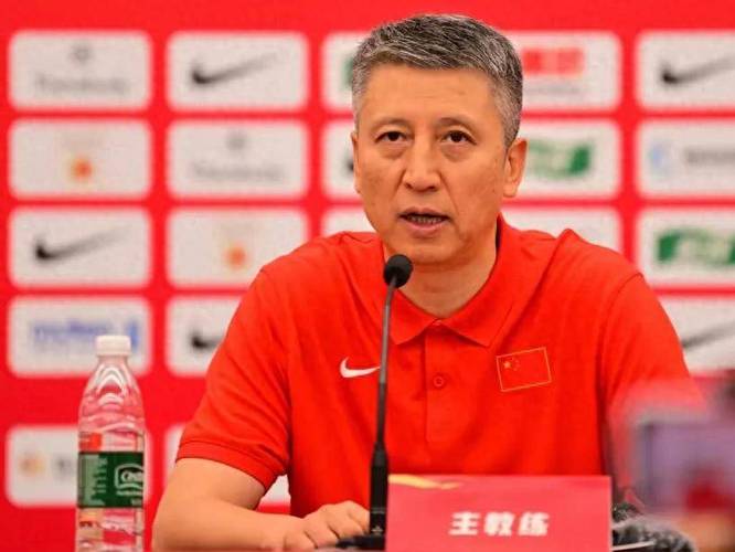 郭士强：韩国男篮在亚洲一直是强队 我们要做好自己 专注比赛