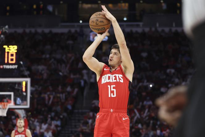 谢泼德31分震撼全场！残阵火箭依靠韧性防死库里&力克勇士