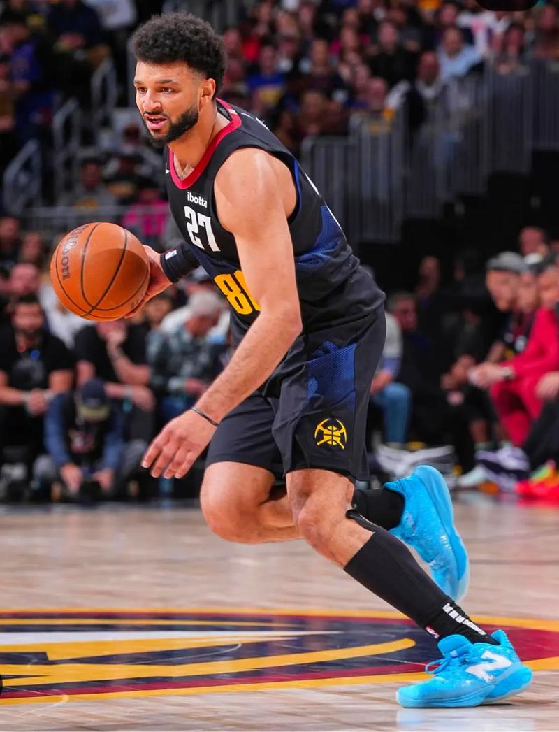 罗林斯本赛季9次罚球出手≤5砍下20+ 与贾马尔·穆雷并列联盟第一