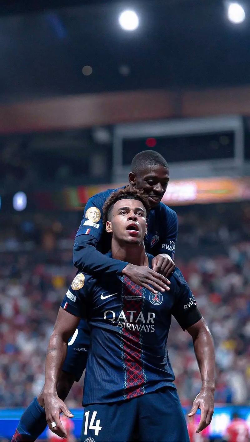 尽显优雅时尚！巴黎圣日耳曼发布2025-26赛季第四球衣