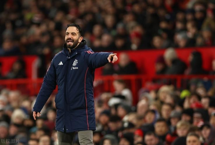 阿莫林：曼联坚持打法提高强度就能击败任何对手 B费的脚伤是硬伤