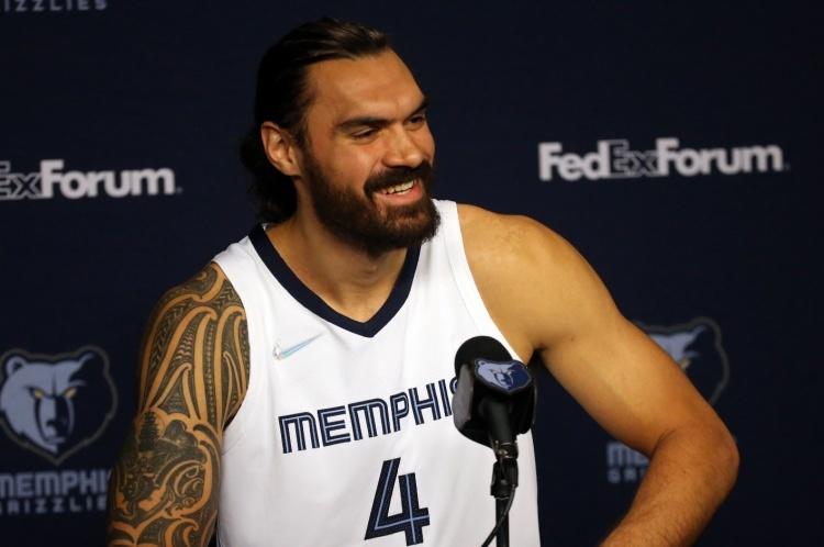 恐怖效率！亚当斯17分钟砍13分12板2助&罚球10中9 正负值+24！